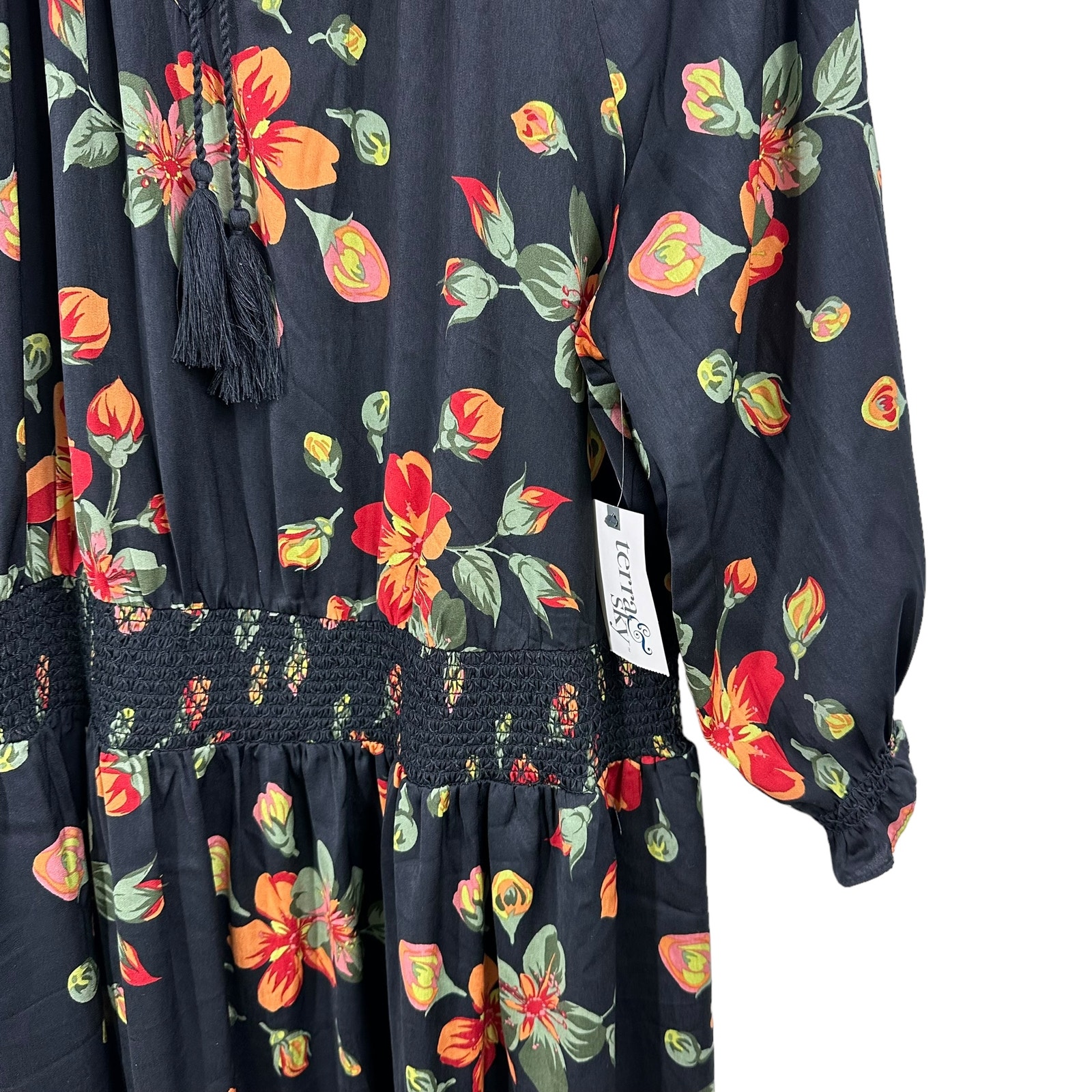 Terra & Sky 14w Boho Floral Midi Dress Nwt Black Tassel Romantic Smocked — image 3 of 7